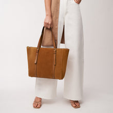 Load image into Gallery viewer, Fossil Carlie Tote ZB1832216