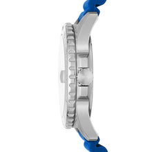 Load image into Gallery viewer, Fossil Fossil Blue Three-Hand Date Blue Silicone Watch FS5998
