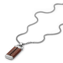 Load image into Gallery viewer, Heritage D-Link Stainless Steel Pendant Necklace JF04399040

